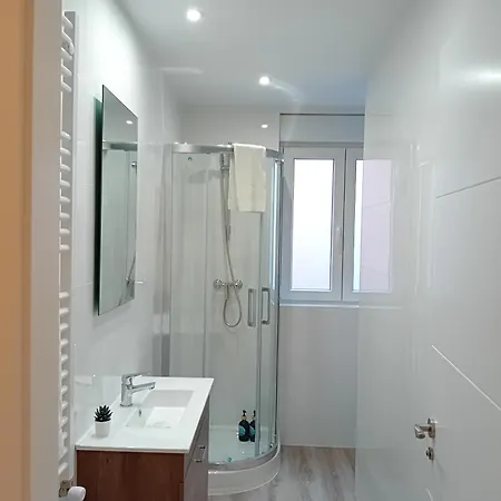 Santarene Playa De Peligros * Santander